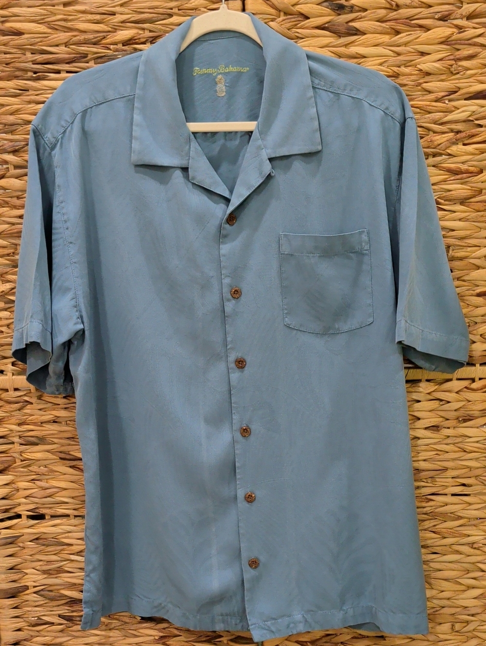 SALE! Tommy Bahama Light Blue Short-Sleeve Camp Shirt 100% Silk Size Large